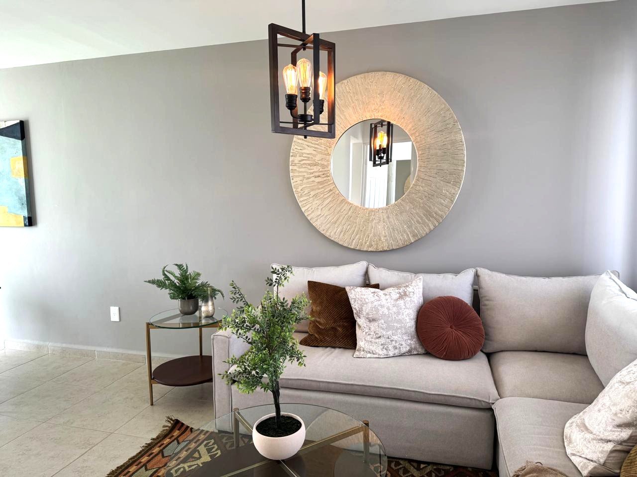 Hermosa casa nueva en VENTA estilo contemporáneo en zona norte con lindo diseño arquitectónico.
